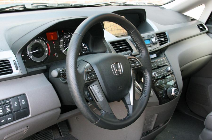  Honda Odyssey 2011 года  (фото 92 из 162)